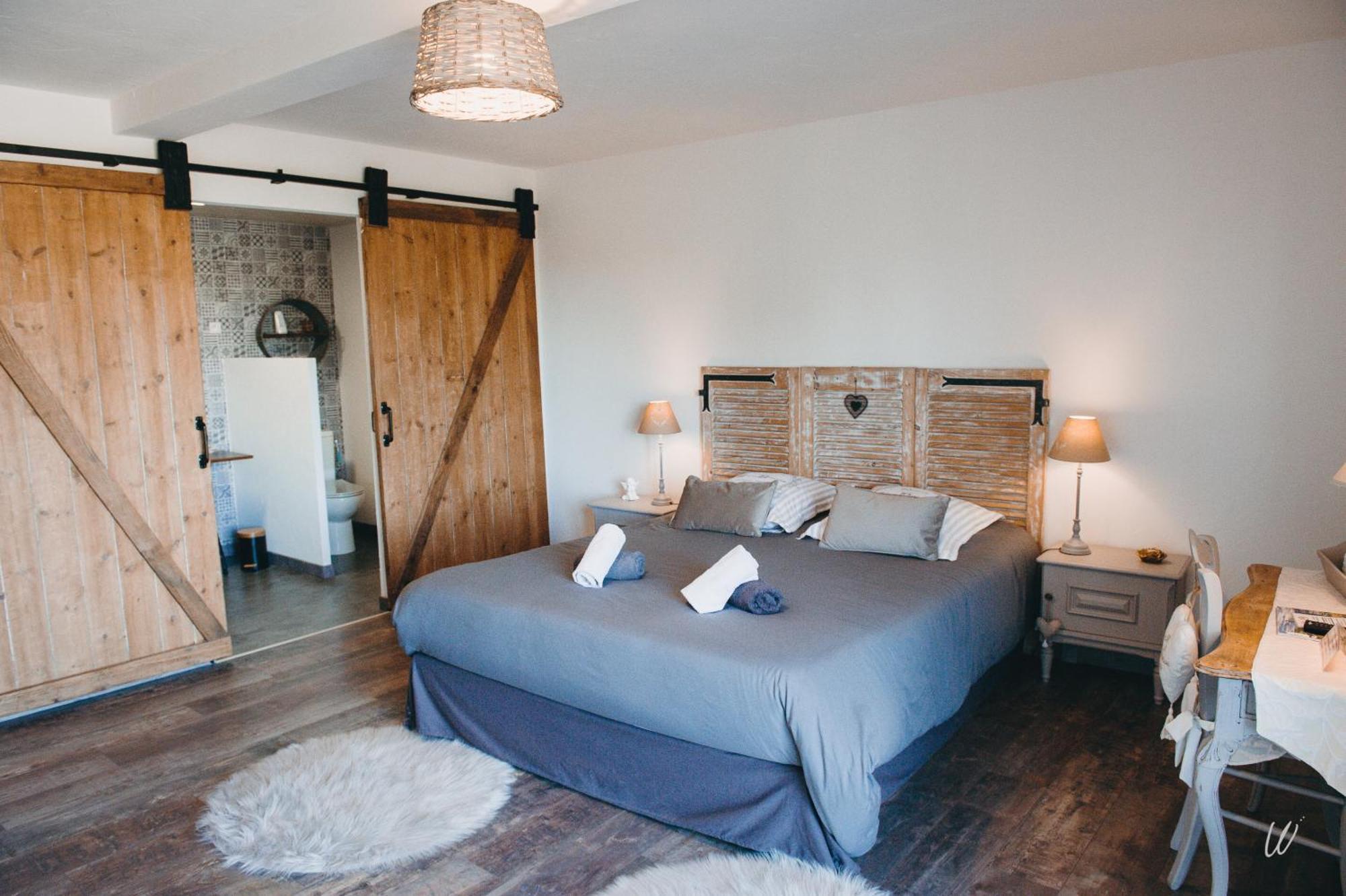 Au Charme D'Antan Bed and Breakfast Féron Buitenkant foto